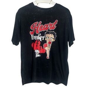 BETTY BOOP Heart Breaker Graphic Shirt